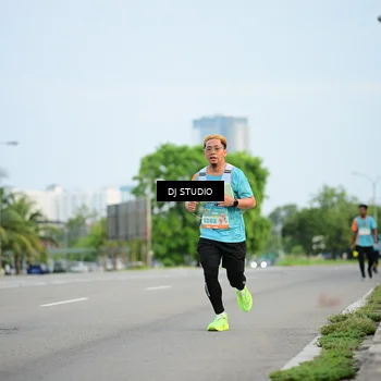 Runner Photo 8340410
