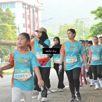 Runner Photo 8340411