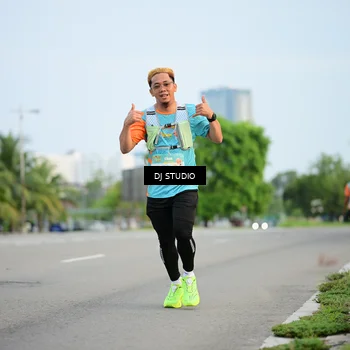 Runner Photo 8340414