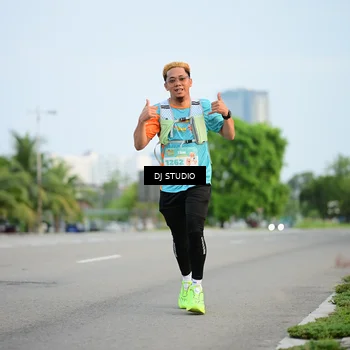 Runner Photo 8340418