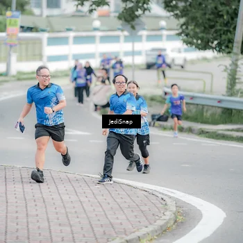 Runner Photo 8340439