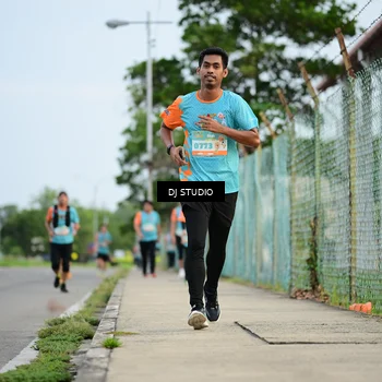 Runner Photo 8340440