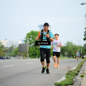 Runner Photo 8340460