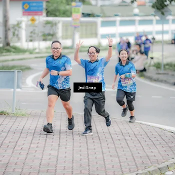 Runner Photo 8340461