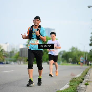 Runner Photo 8340467