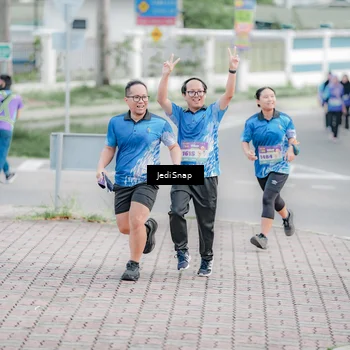 Runner Photo 8340468