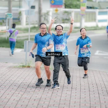 Runner Photo 8340475
