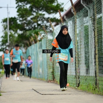 Runner Photo 8340476