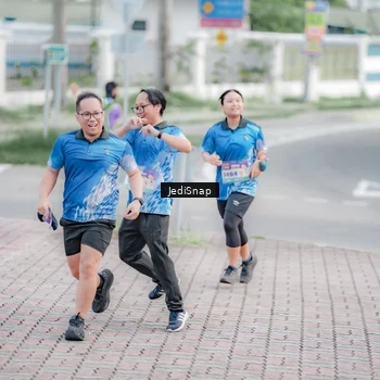 Runner Photo 8340480