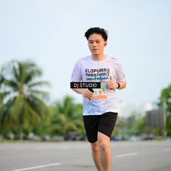 Runner Photo 8340486