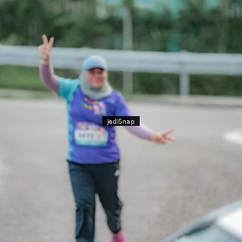 Runner Photo 8340492