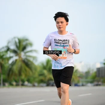 Runner Photo 8340493