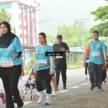 Runner Photo 8340502