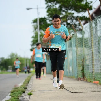 Runner Photo 8340503