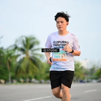 Runner Photo 8340506