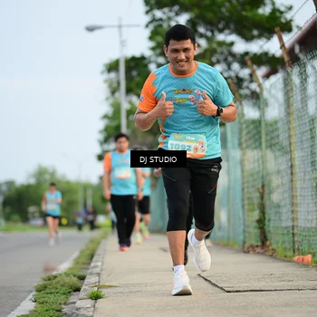 Runner Photo 8340518