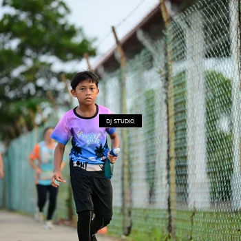 Runner Photo 8340537
