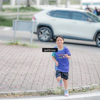 Runner Photo 8340558