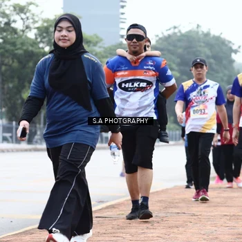 Runner Photo 8340565