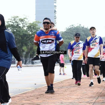 Runner Photo 8340580