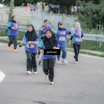 Runner Photo 8340591