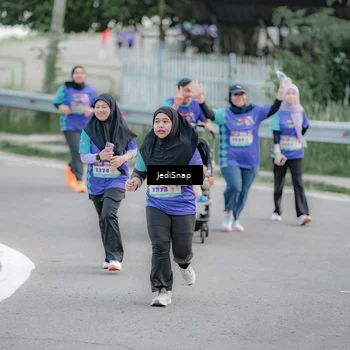 Runner Photo 8340607