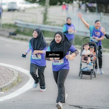 Runner Photo 8340613