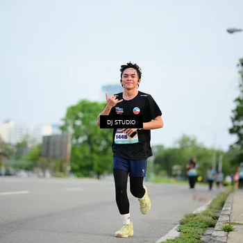 Runner Photo 8340626