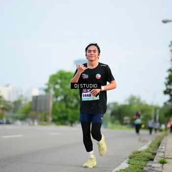 Runner Photo 8340631
