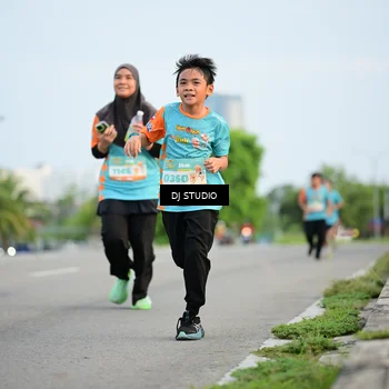 Runner Photo 8340675