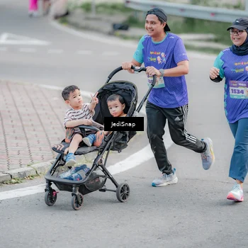 Runner Photo 8340680