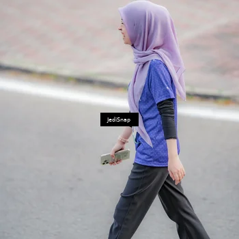 Runner Photo 8340722