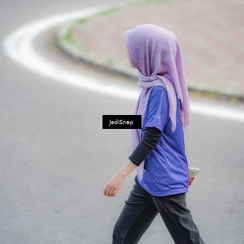 Runner Photo 8340737