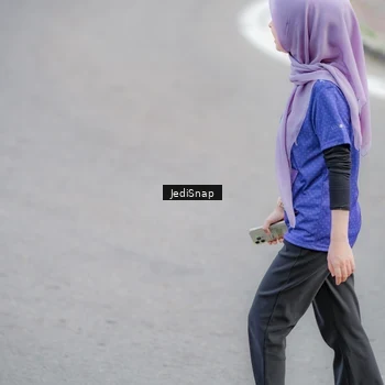 Runner Photo 8340746