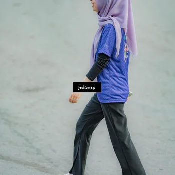 Runner Photo 8340749