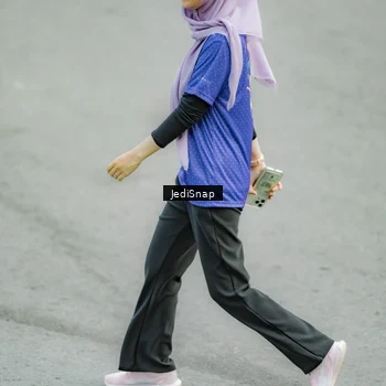 Runner Photo 8340759