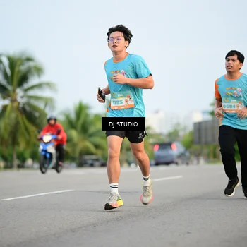 Runner Photo 8340761