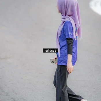 Runner Photo 8340764