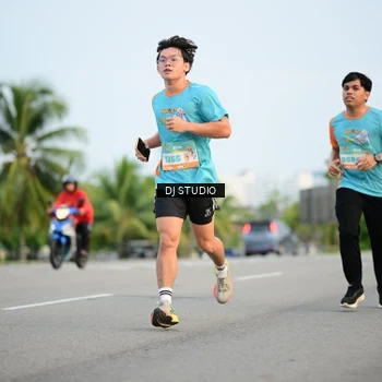 Runner Photo 8340765