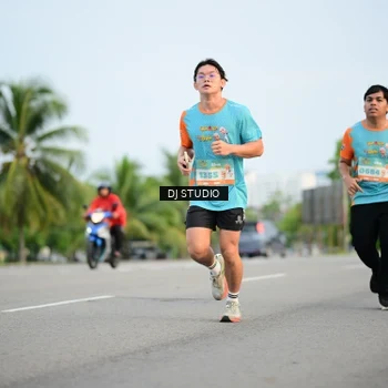 Runner Photo 8340779