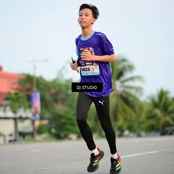 Runner Photo 8340834
