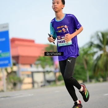 Runner Photo 8340842