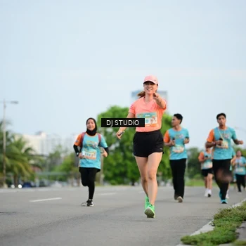 Runner Photo 8340850