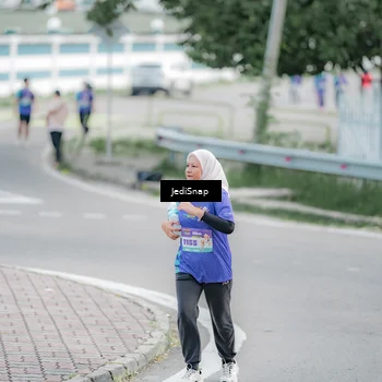 Runner Photo 8340888