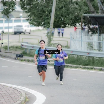Runner Photo 8340909