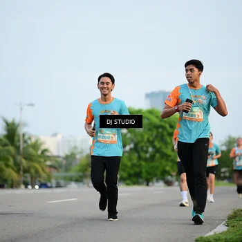 Runner Photo 8340917