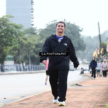 Runner Photo 8340922