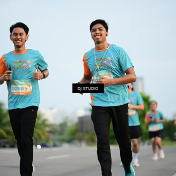 Runner Photo 8340929