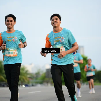 Runner Photo 8340934