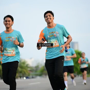Runner Photo 8340940
